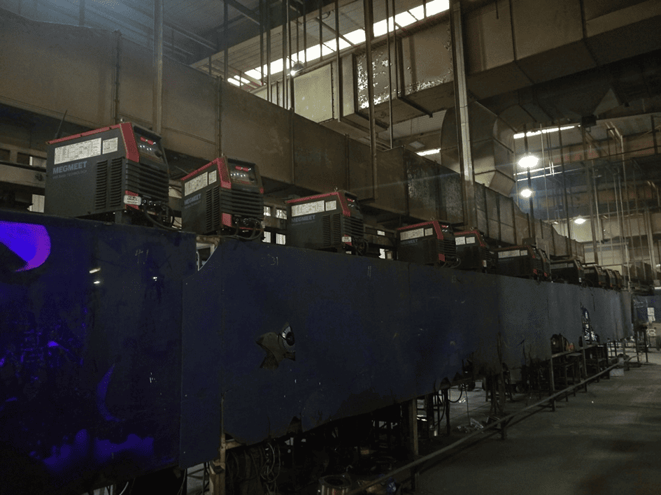 隆鑫摩托现场批量使用麦格米特工业气保焊机
